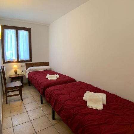 B36 - Mayor 48, 1º - Villmor Benasque Esterno foto