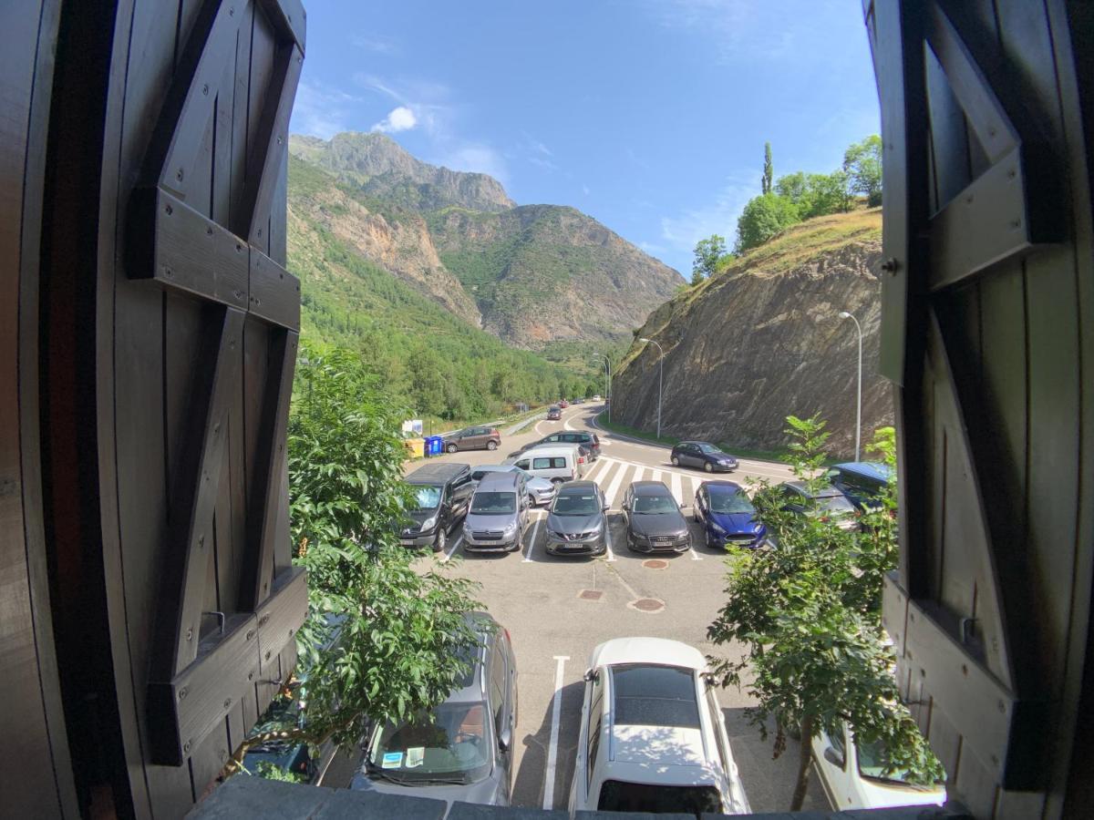 B36 - Mayor 48, 1º - Villmor Benasque Esterno foto